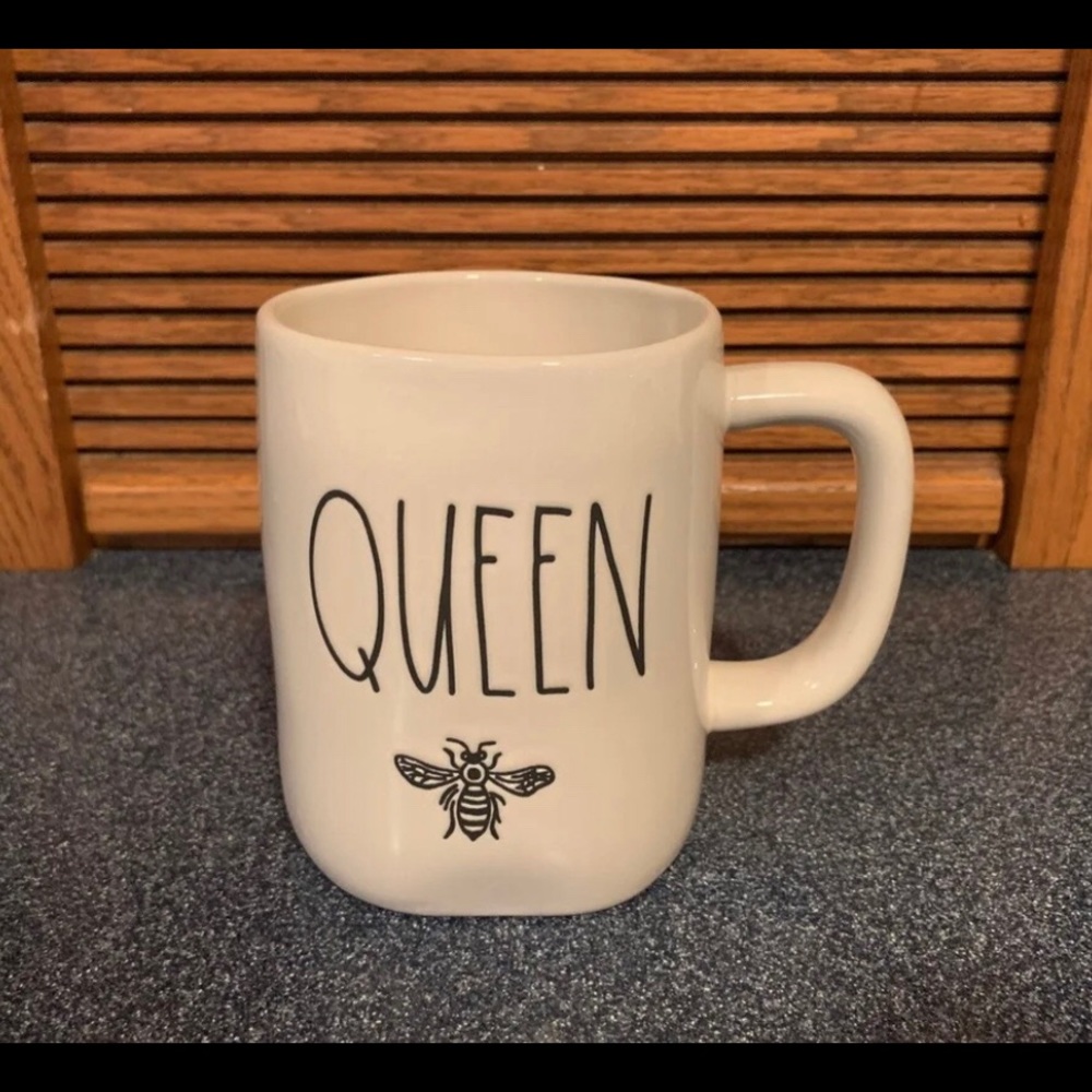 Rae Dunn Queen Bee Mug